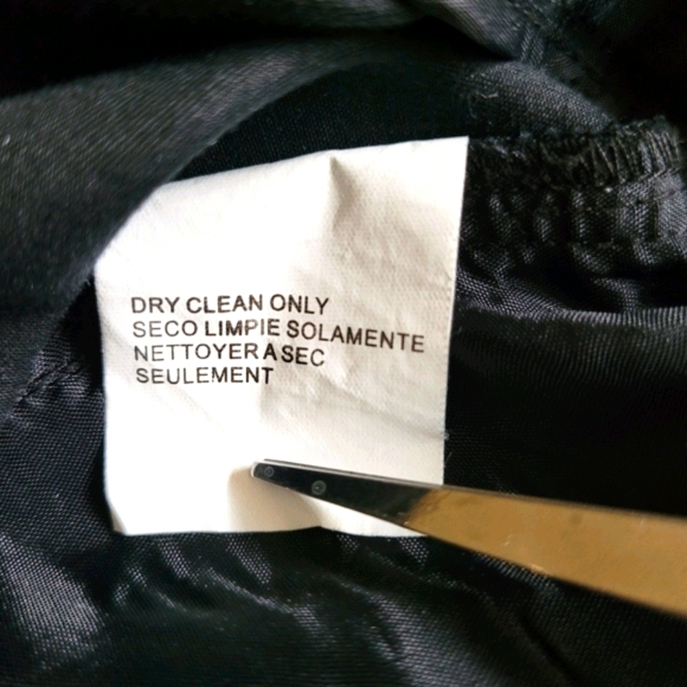 3/$20 bebe Pencil Skirt - Picture 9 of 10